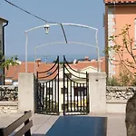 Valentino Διαμέρισμα *